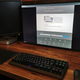 Imagen para el artículo titulado Samsung Space Monitor: el monitor que necesitas si quieres imagen a lo grande en una mesa pequeña